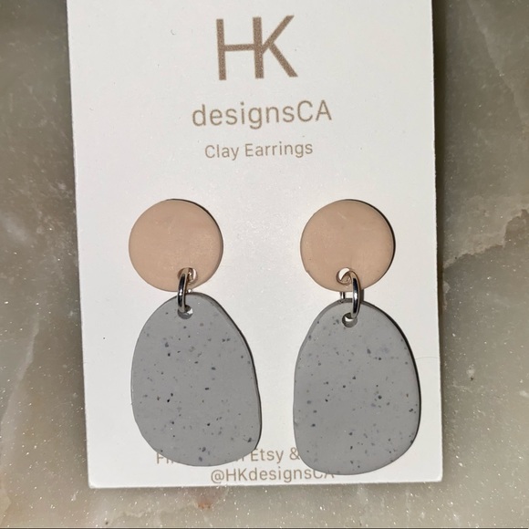 🆕Handmade Clay Earrings - Picture 9 of 9